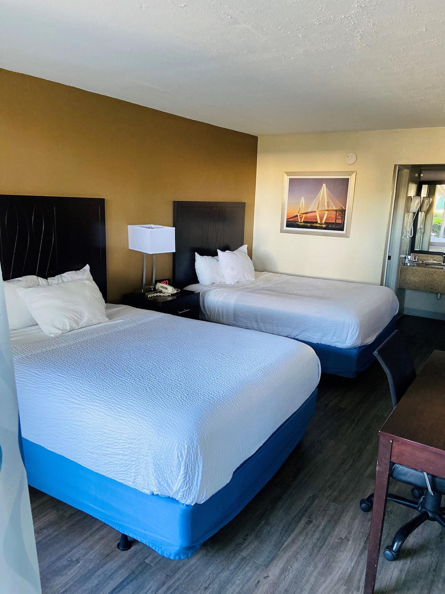 Days Inn By Wyndham Mt Pleasant-Charleston-Patriots Point Екстер'єр фото