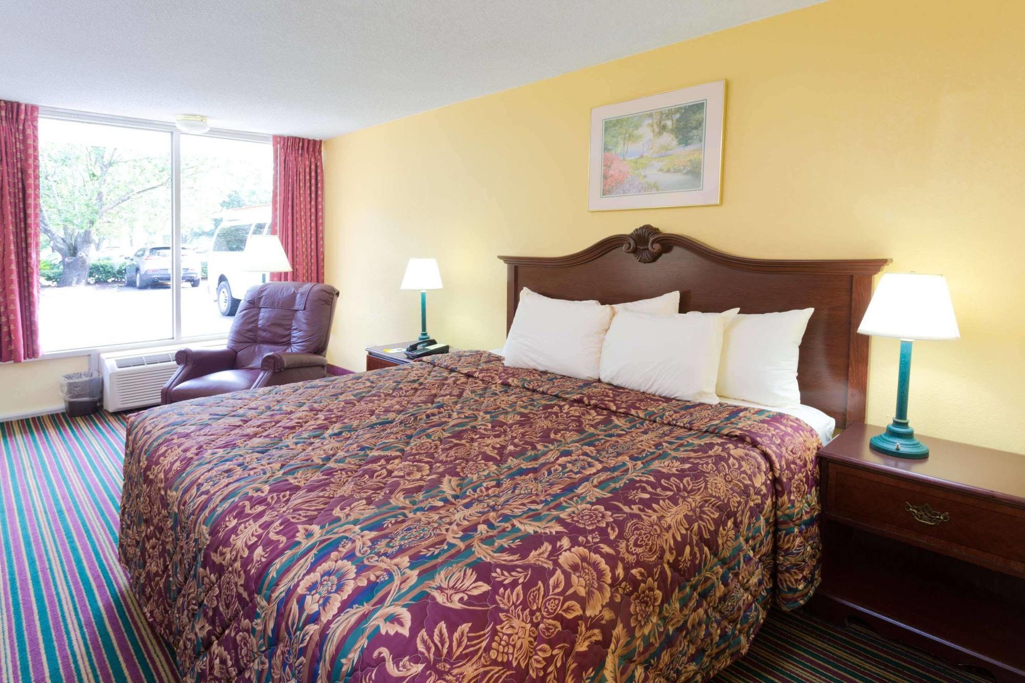 Days Inn By Wyndham Mt Pleasant-Charleston-Patriots Point Екстер'єр фото